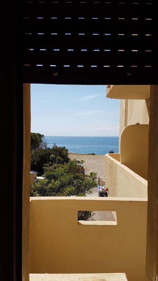 B&B Nettuno Beach Milazzo Bagian luar foto