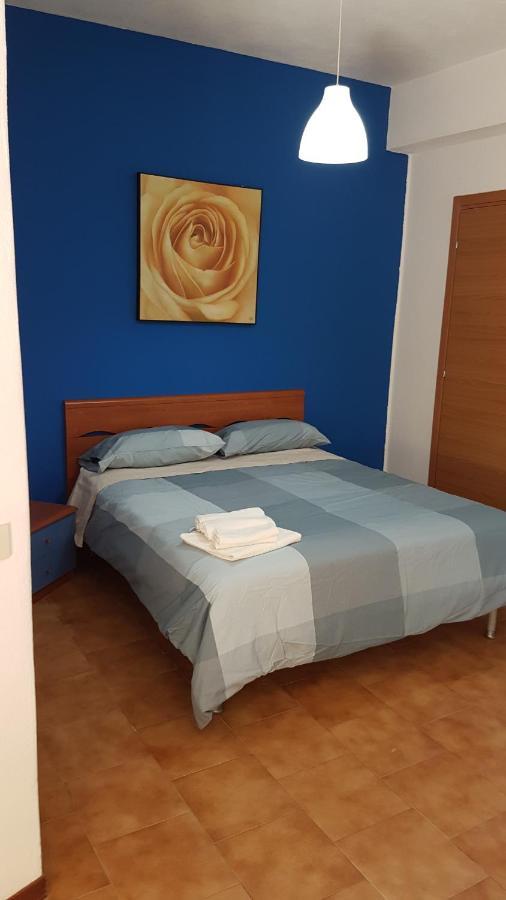 B&B Nettuno Beach Milazzo Bagian luar foto