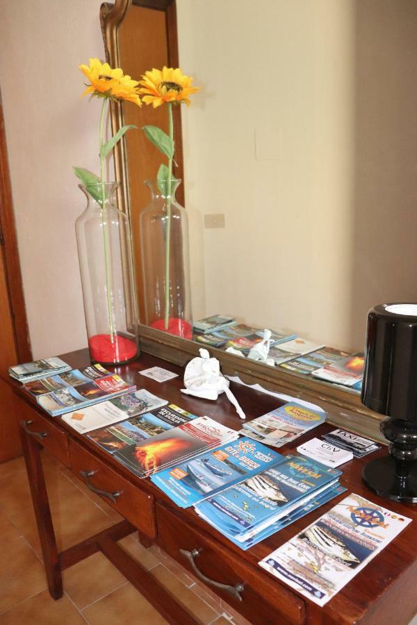 B&B Nettuno Beach Milazzo Bagian luar foto