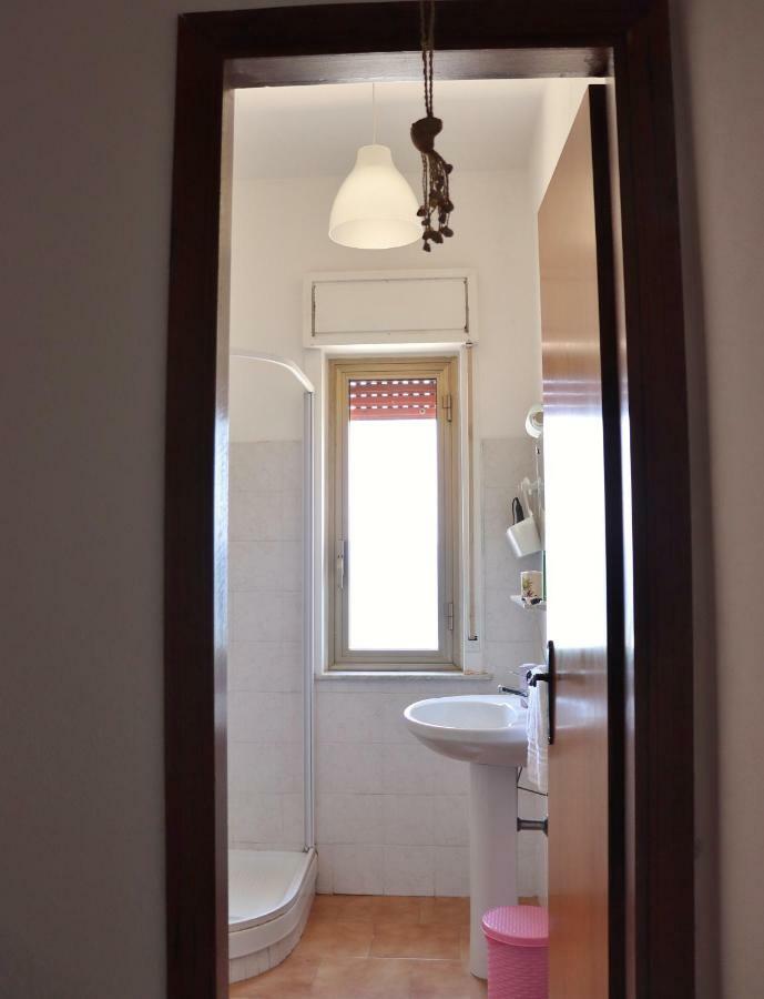 B&B Nettuno Beach Milazzo Ruang foto