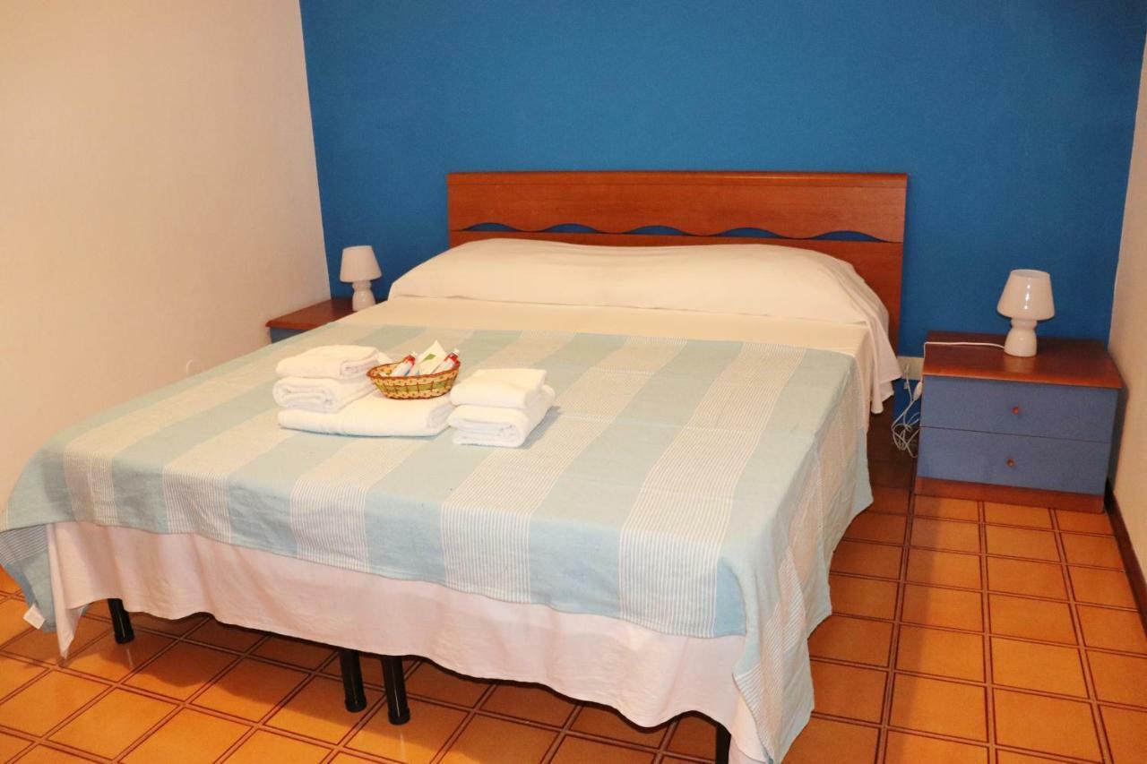 B&B Nettuno Beach Milazzo Bagian luar foto